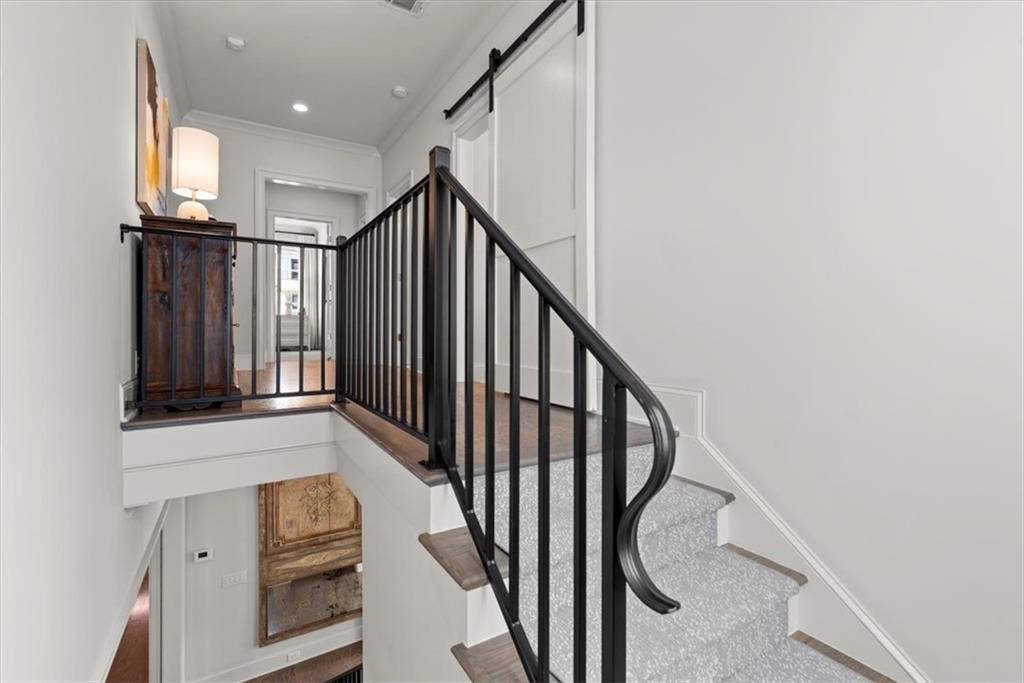 220 Chastain Park Drive NE