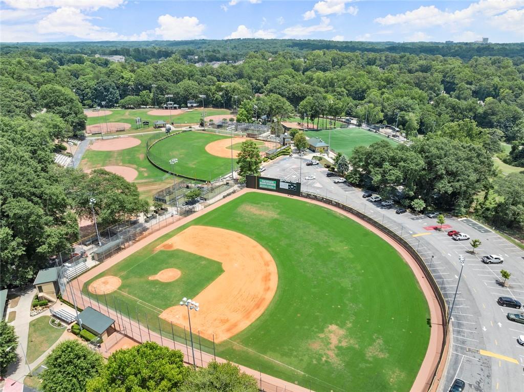 220 Chastain Park Drive NE