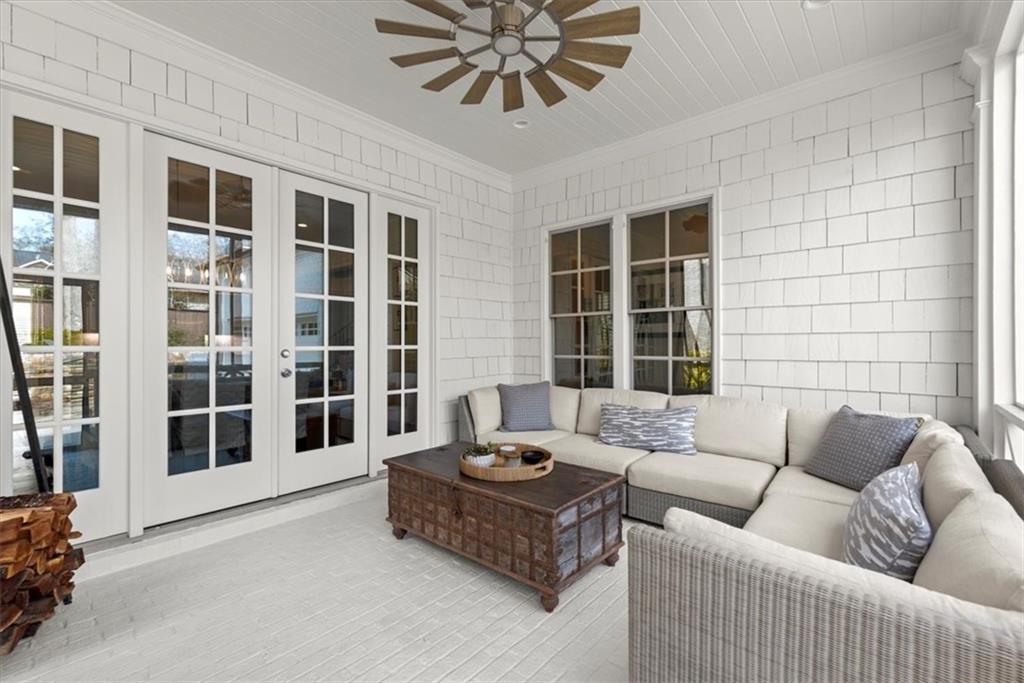 220 Chastain Park Drive NE