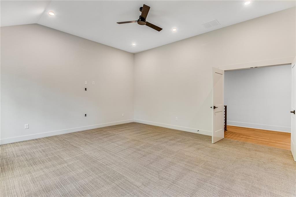 16036 Birmingham Highway