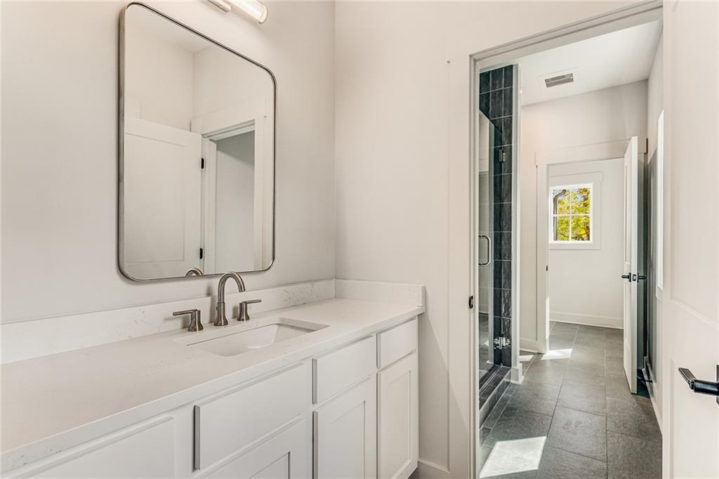 16036 Birmingham Highway