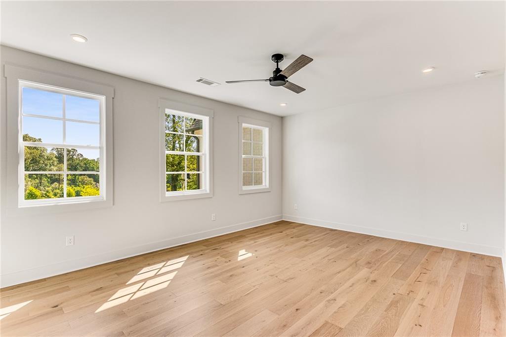 16036 Birmingham Highway