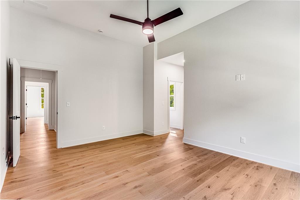 16036 Birmingham Highway