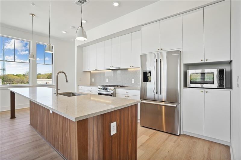 675 Drewry Street NE Unit 201