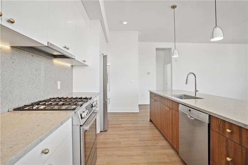 675 Drewry Street NE Unit 201