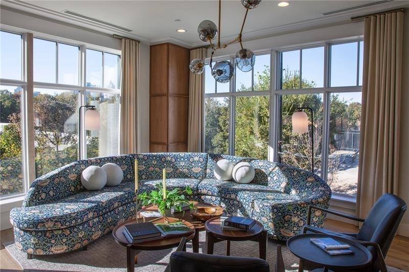 675 Drewry Street NE Unit 201