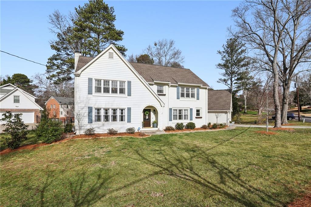 6785 Hunters Trace Circle