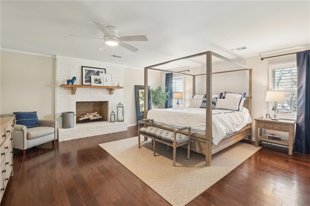 6785 Hunters Trace Circle