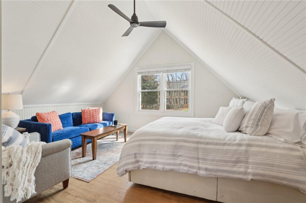 6785 Hunters Trace Circle