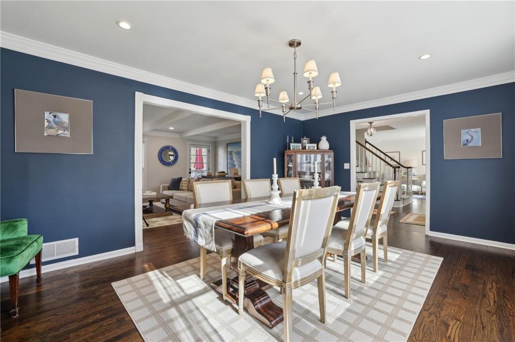 6785 Hunters Trace Circle