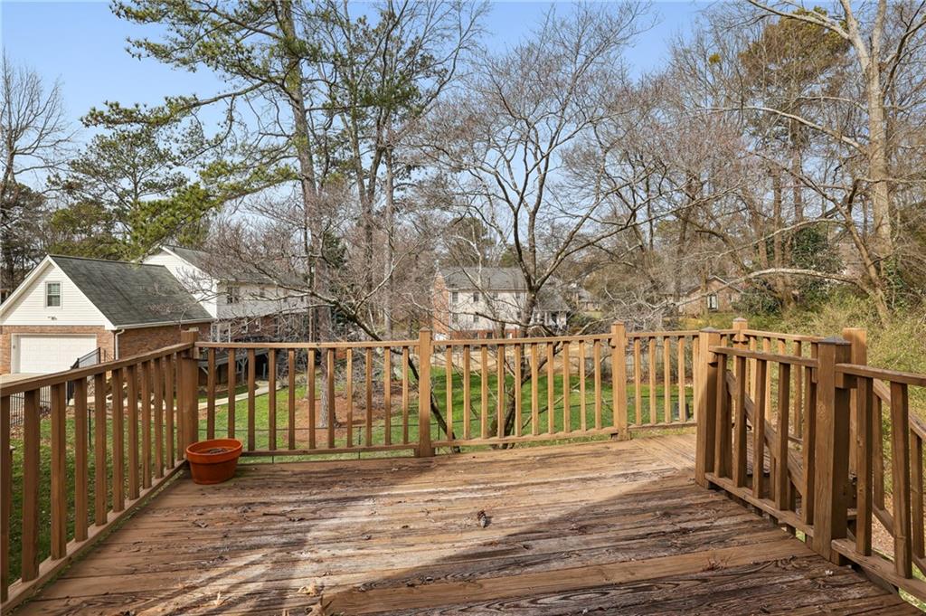 6785 Hunters Trace Circle