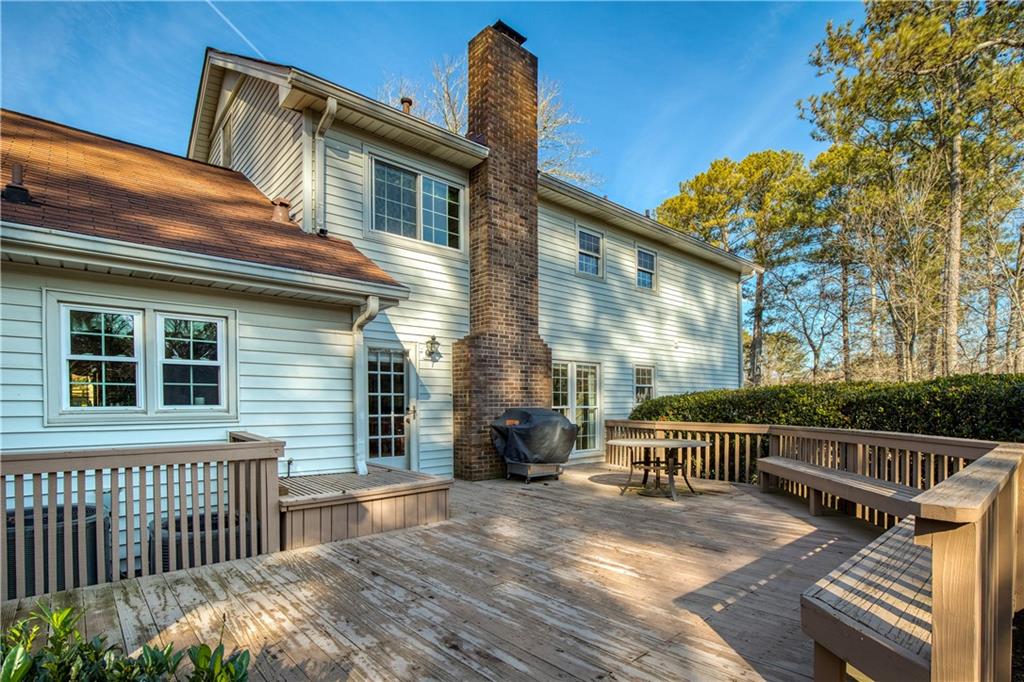 5443 Dunwoody Knoll Court