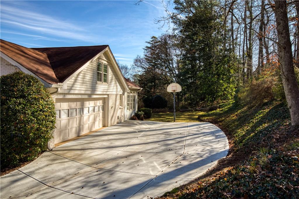 5443 Dunwoody Knoll Court