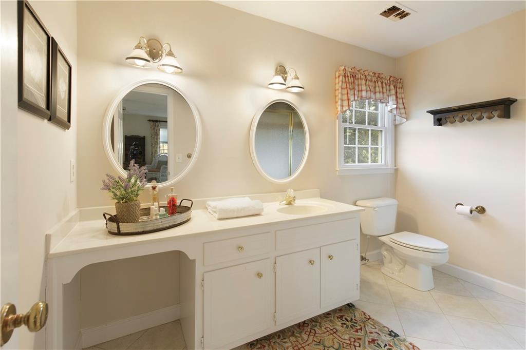 5443 Dunwoody Knoll Court