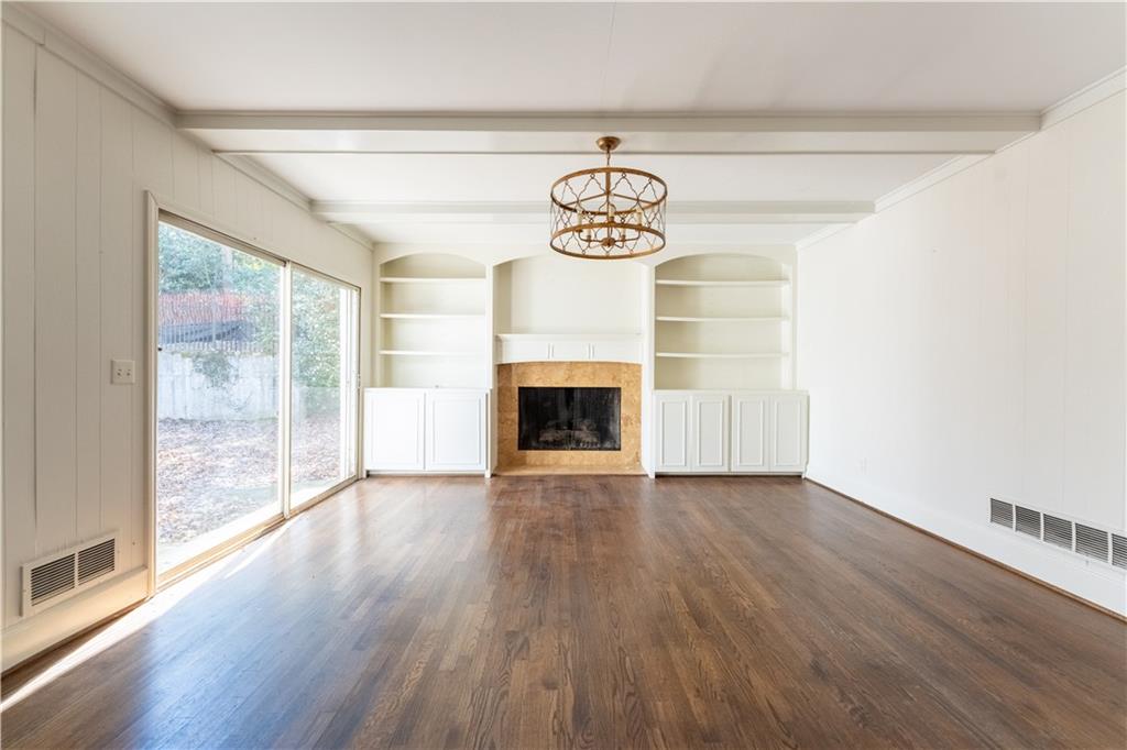 2561 Red Valley Road NW