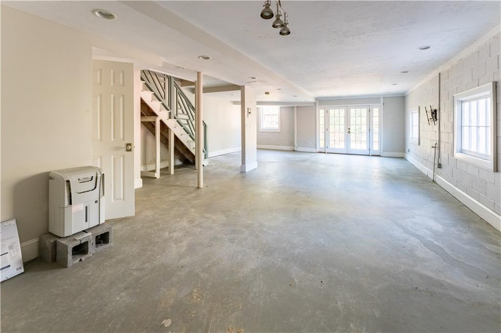 2561 Red Valley Road NW