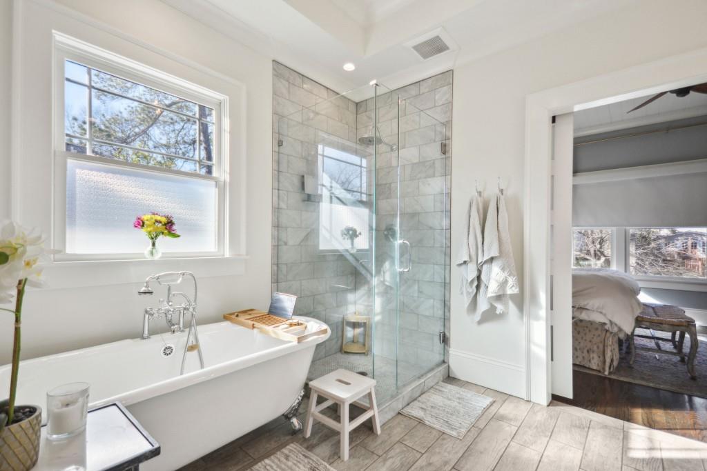 126 Ridgeland Way NE