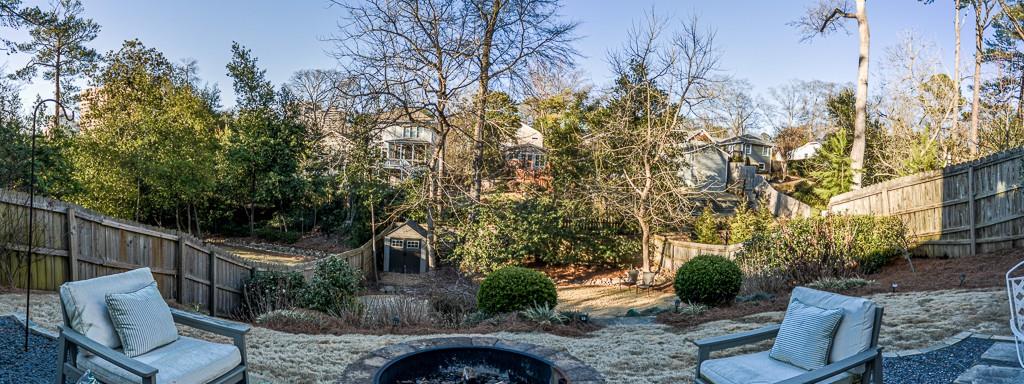 126 Ridgeland Way NE