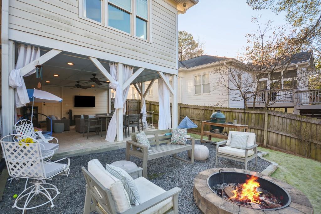 126 Ridgeland Way NE