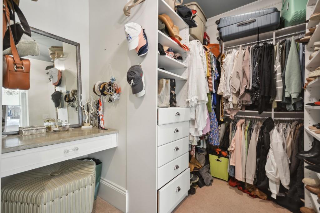 126 Ridgeland Way NE