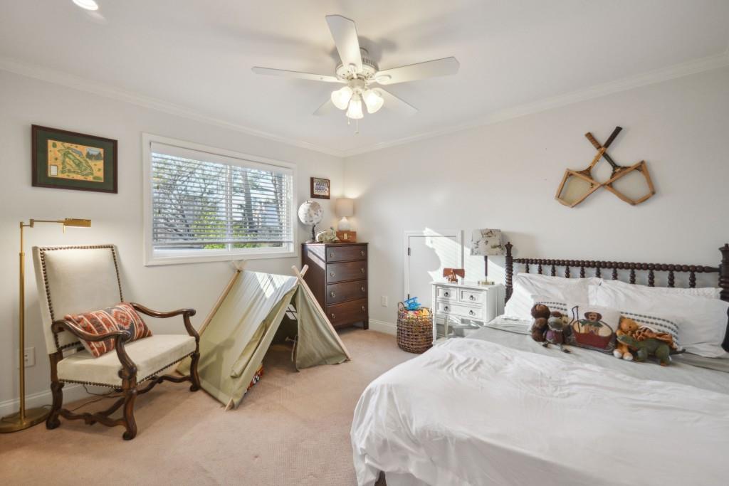 126 Ridgeland Way NE