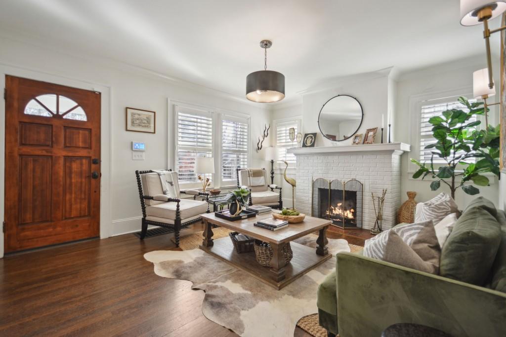 126 Ridgeland Way NE