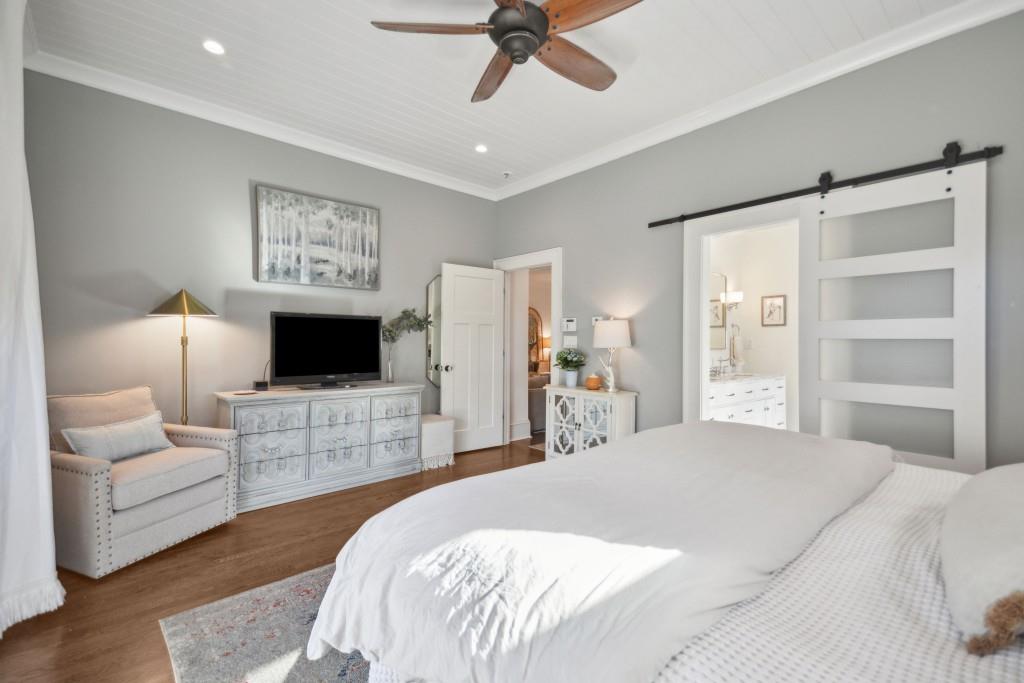 126 Ridgeland Way NE