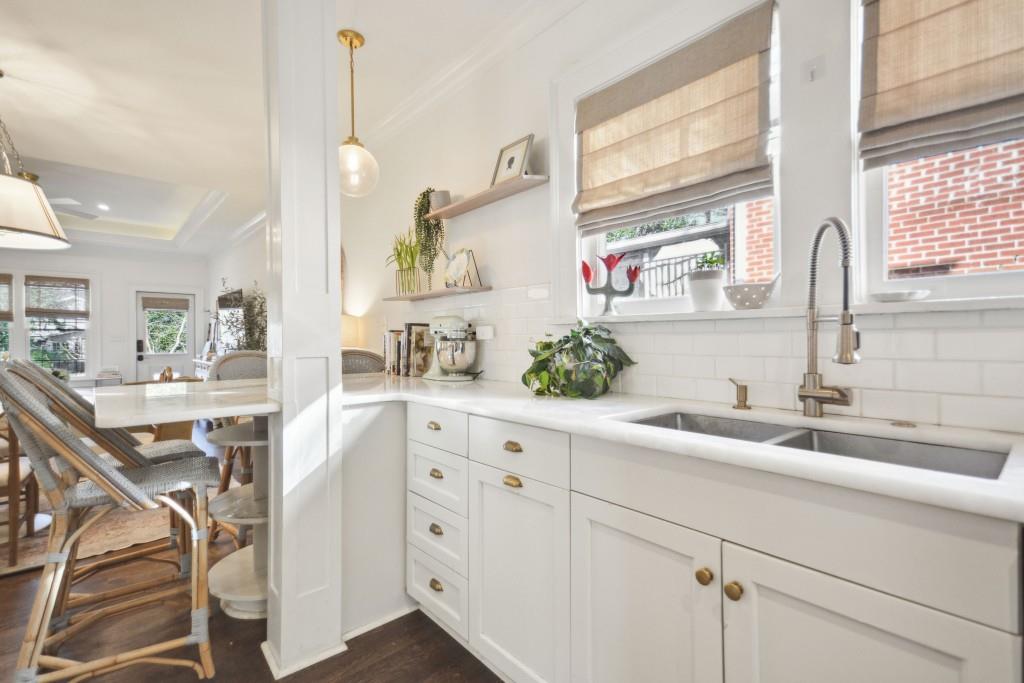 126 Ridgeland Way NE