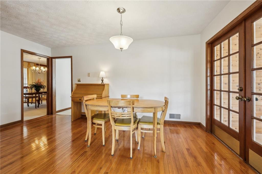 755 Rounsaville Road