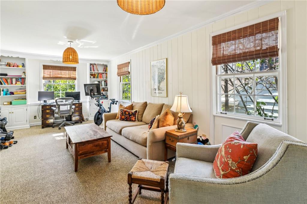 1108 Berkshire Road NE