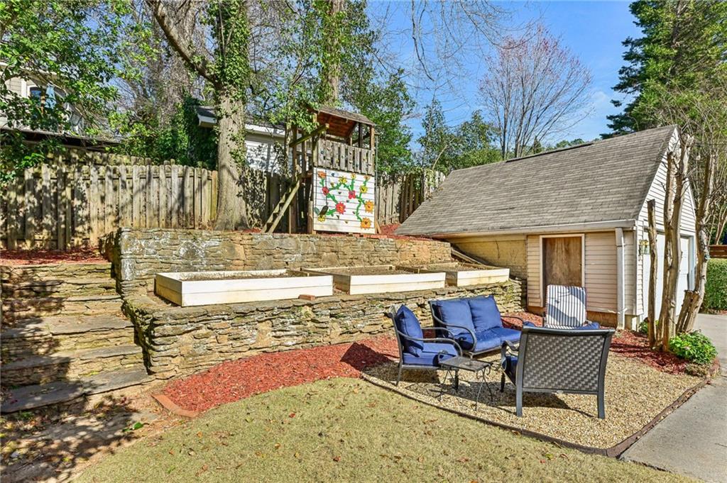 1108 Berkshire Road NE