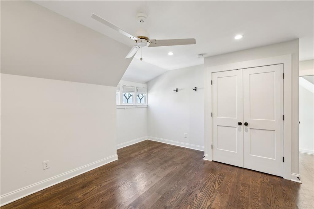 208 Haralson Lane NE