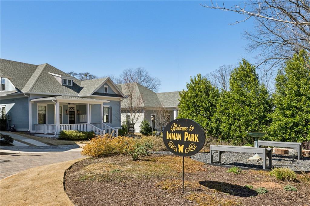 208 Haralson Lane NE