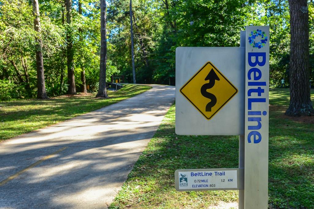 1941 Greystone Road NW