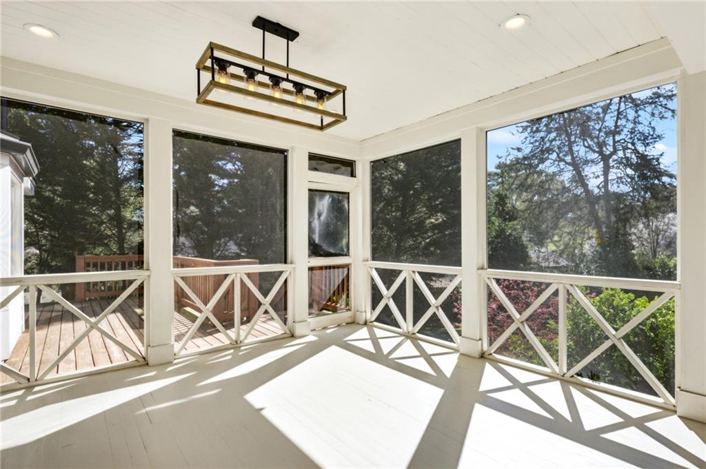 1941 Greystone Road NW