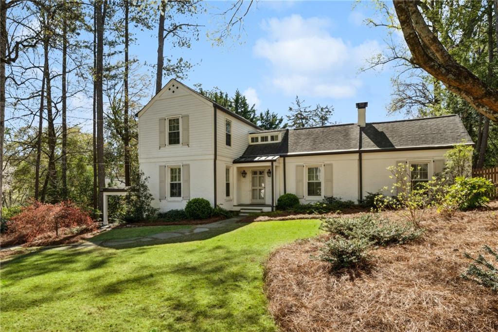 1941 Greystone Road NW