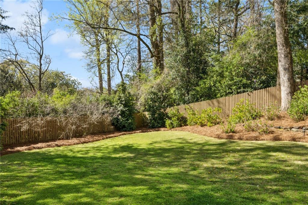 1941 Greystone Road NW