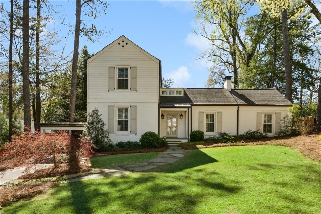 1941 Greystone Road NW