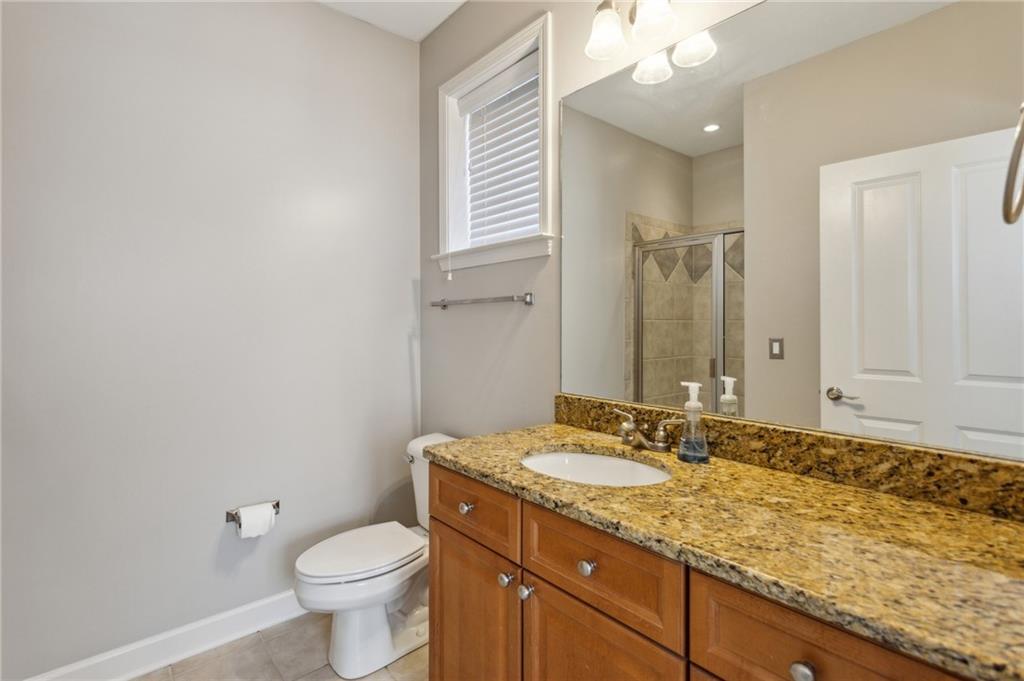 1260 Ashford Creek Way NE