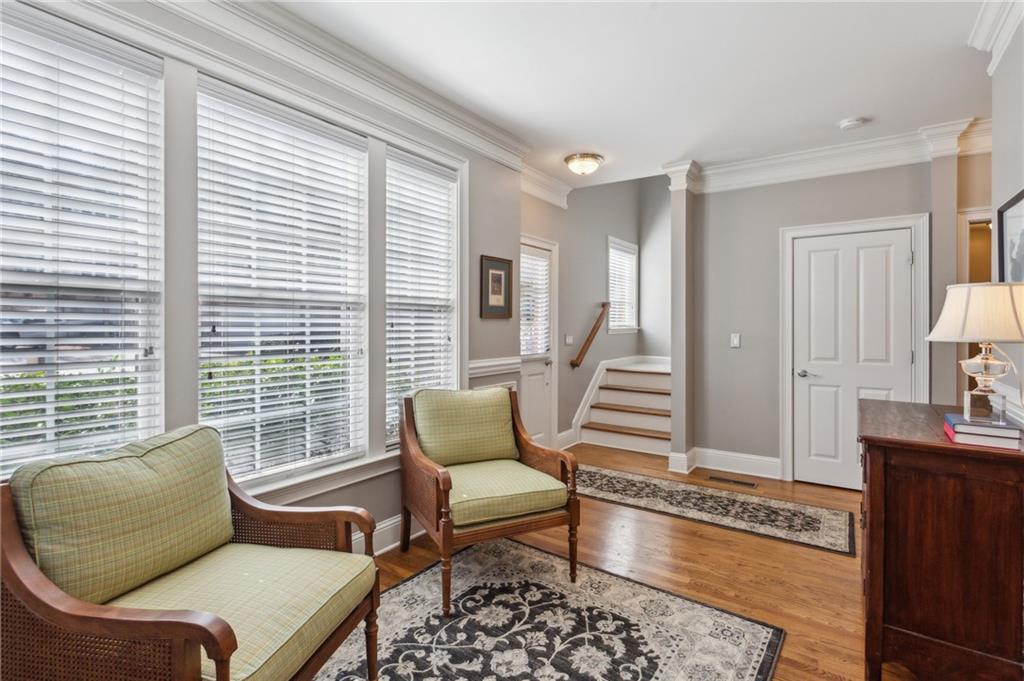 1260 Ashford Creek Way NE