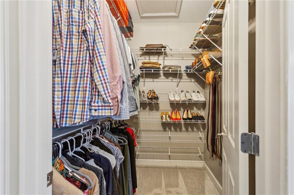 1260 Ashford Creek Way NE