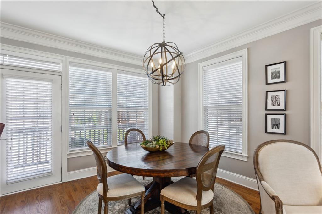 1260 Ashford Creek Way NE