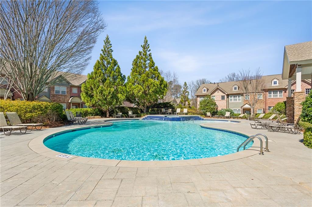 1260 Ashford Creek Way NE