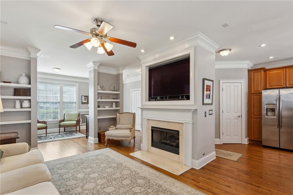 1260 Ashford Creek Way NE