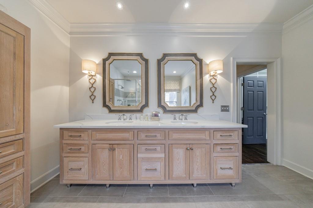 1074 Fairway Estates NE