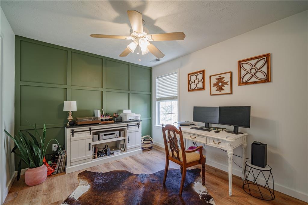 5060 Amber Leaf Drive