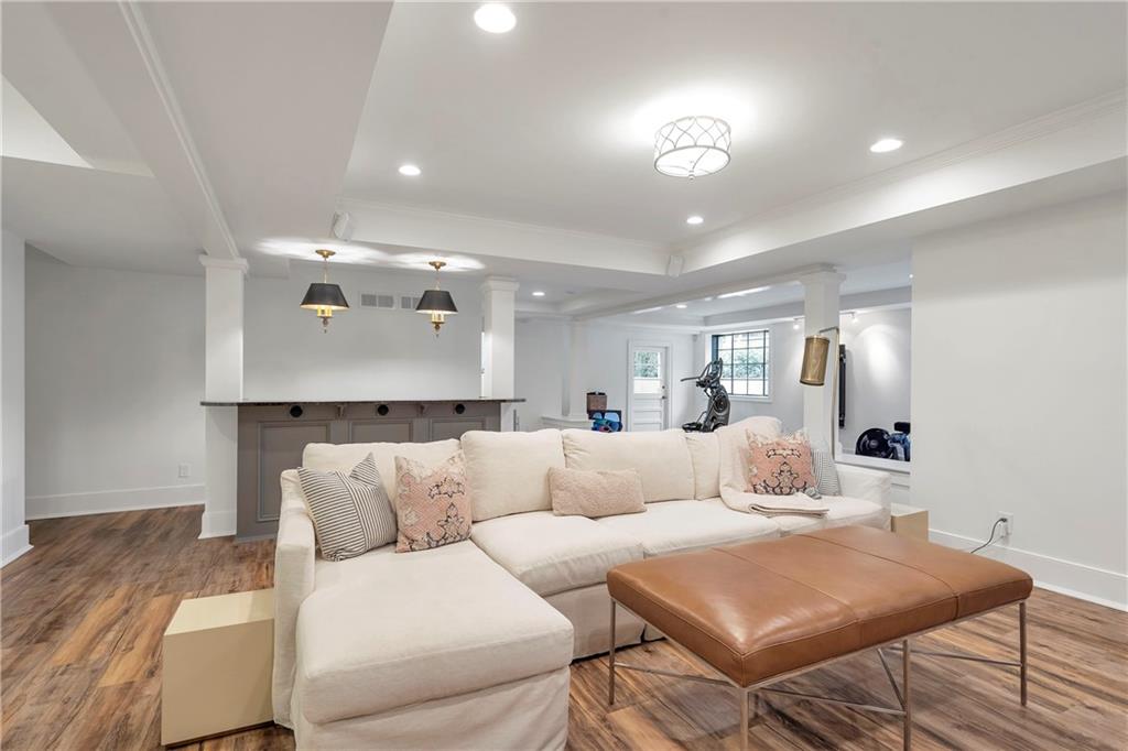 333 Pineland Road NW