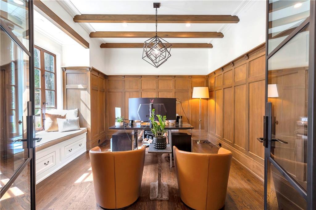 333 Pineland Road NW