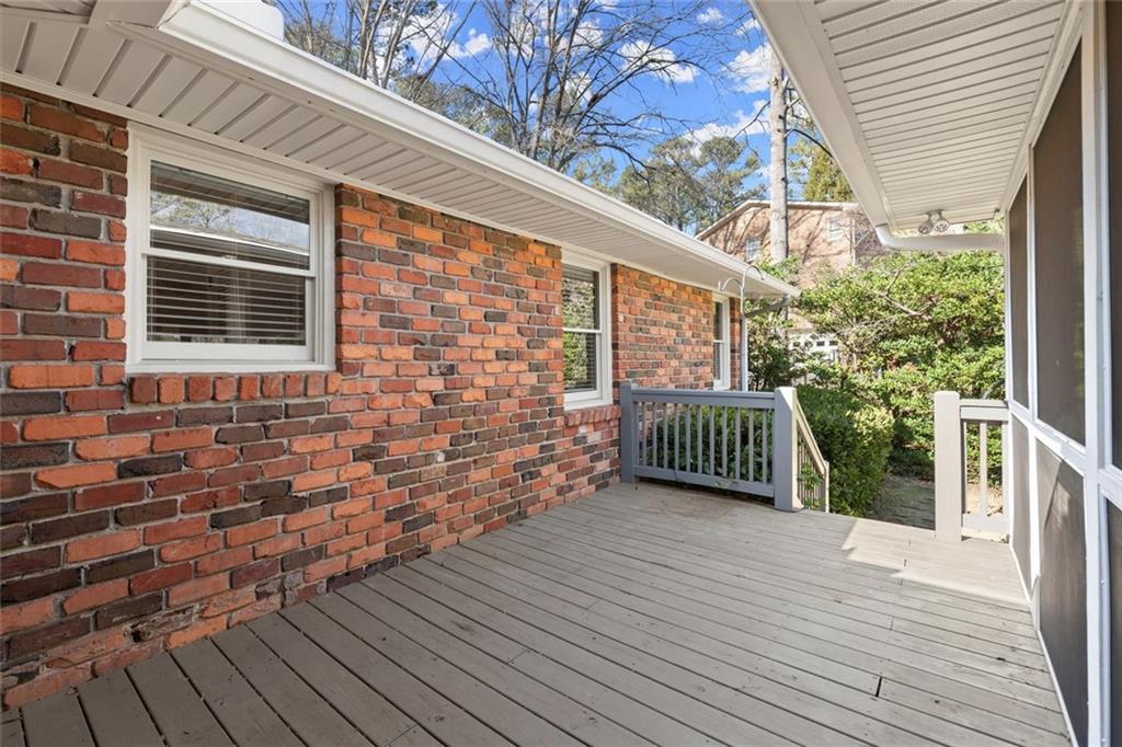 541 Hickory Drive SW