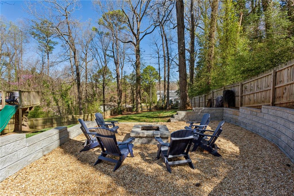 1135 Norwich Circle NE